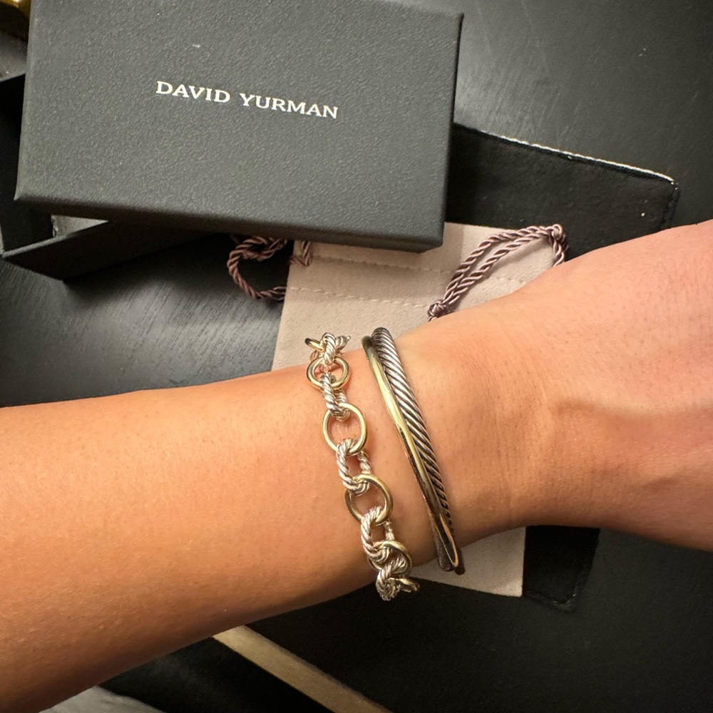 David Yurman Large Oval Link Bracelet with 18K Yellow Gold